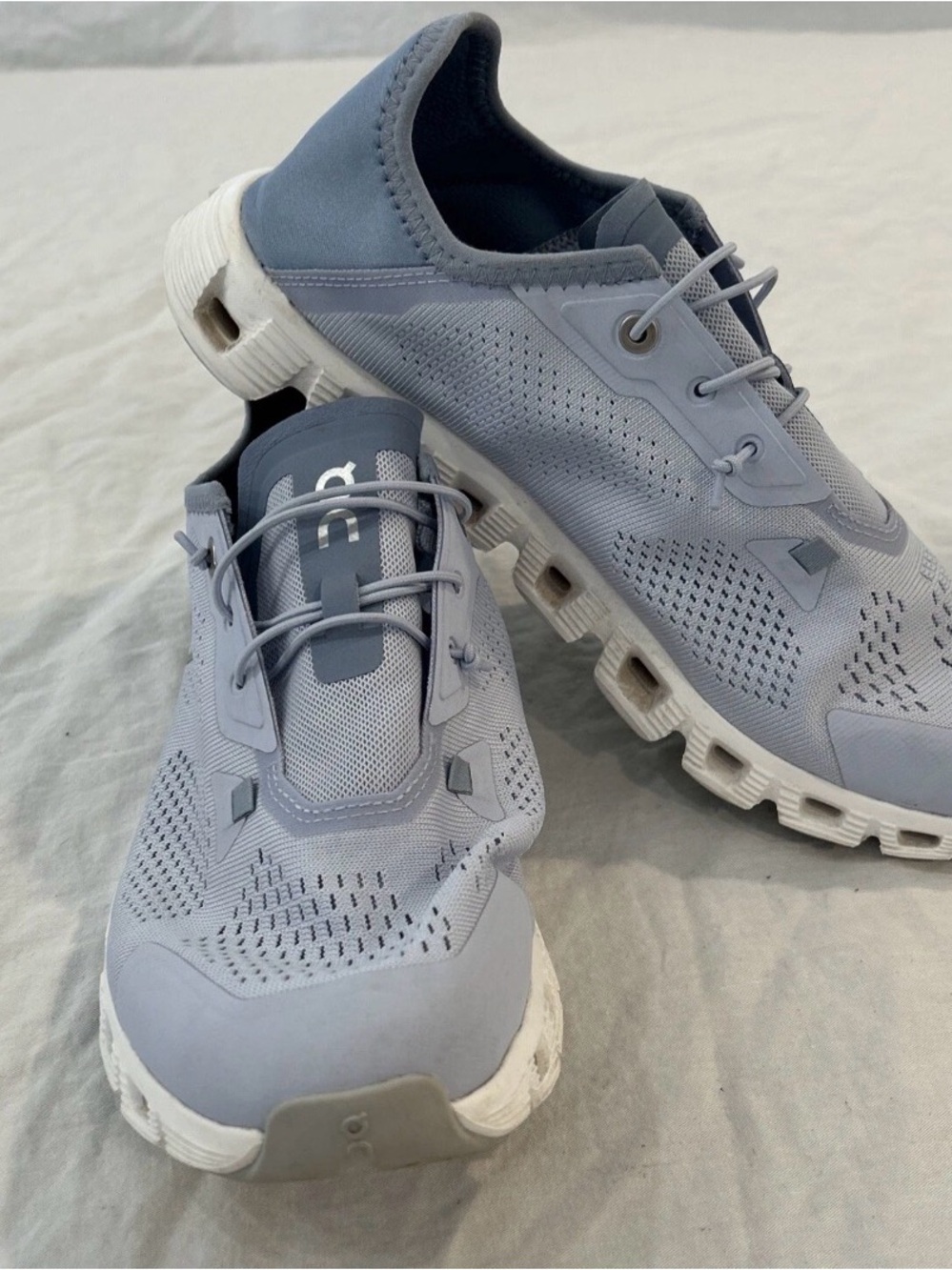 Women’s On Cloud 5 Coast Sneaker in Light Blue and White